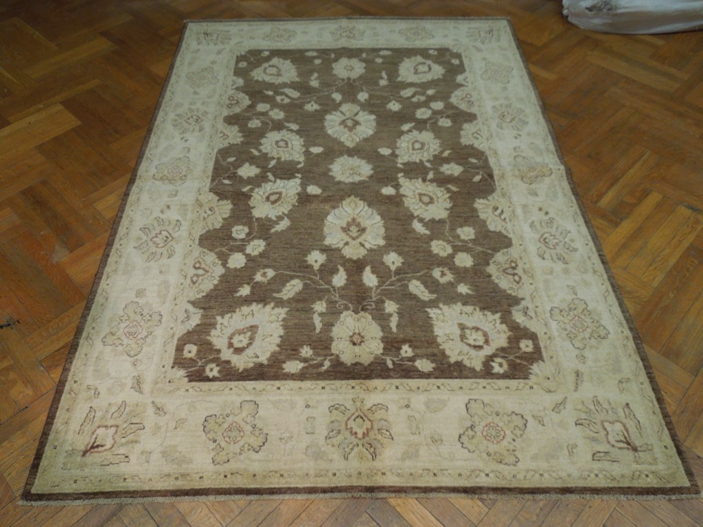  Orignal hand Knotted Area Rug